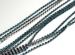 Стразовая цепочка 2 мм бирюза прозрачный, родий