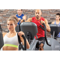 Эллиптический тренажер профессиональный Octane XT-4700 с консолью Smart