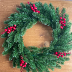 Венок новогодний еловый Большой с ягодами, искусственный, 48 см, 1 шт.