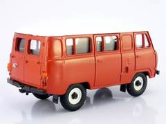 UAZ-3962 bus (plastic, painted) 1:43 Agat Mossar Tantal