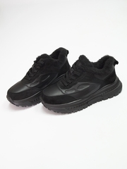 Кроссовки женские зимние