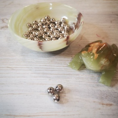 Бусины круглые серебро металлик 10мм (50шт)