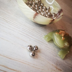 Бусины круглые серебро металлик 10мм (50шт)