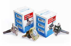 Палец шаровой нижний с чехлом и крепежом 2101