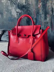 Женская форматная сумка из натуральной толстой кожи цвета красный рубин