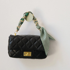 Ручка из цепочки с платком S-32