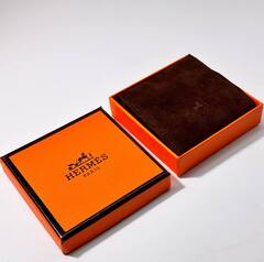 99022 -Комплект подарочной упаковки ( коробка для украшений) HERMES, вставка бархат