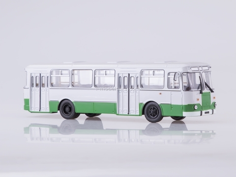LIAZ-677M Urban white-green Soviet Bus (SOVA) 1:43