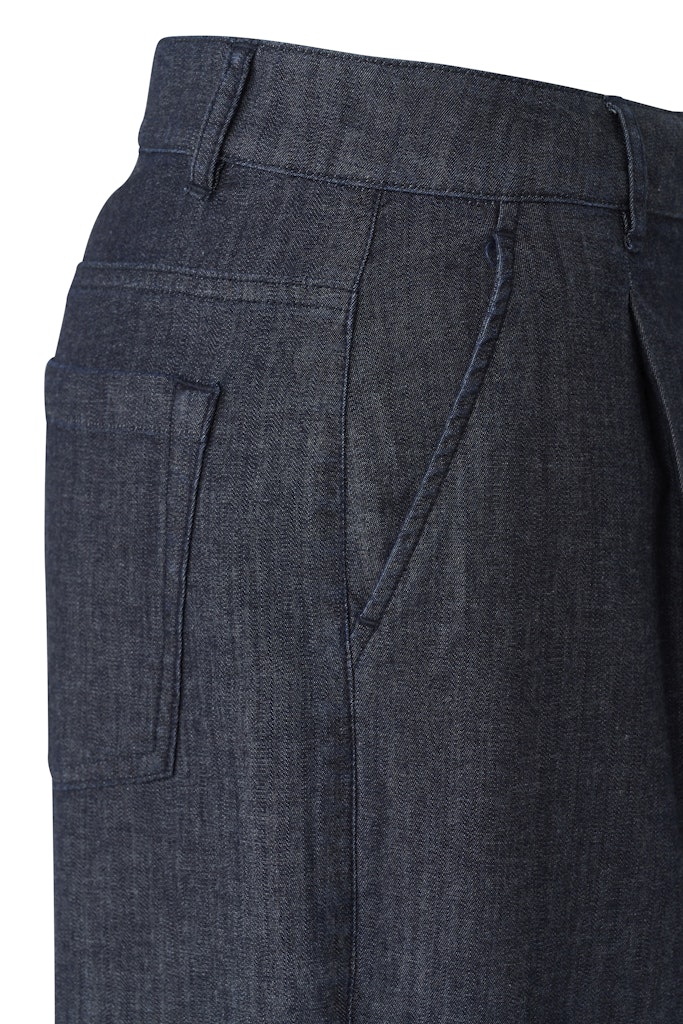 BUGATTI Джинсы - чиносы тонкие