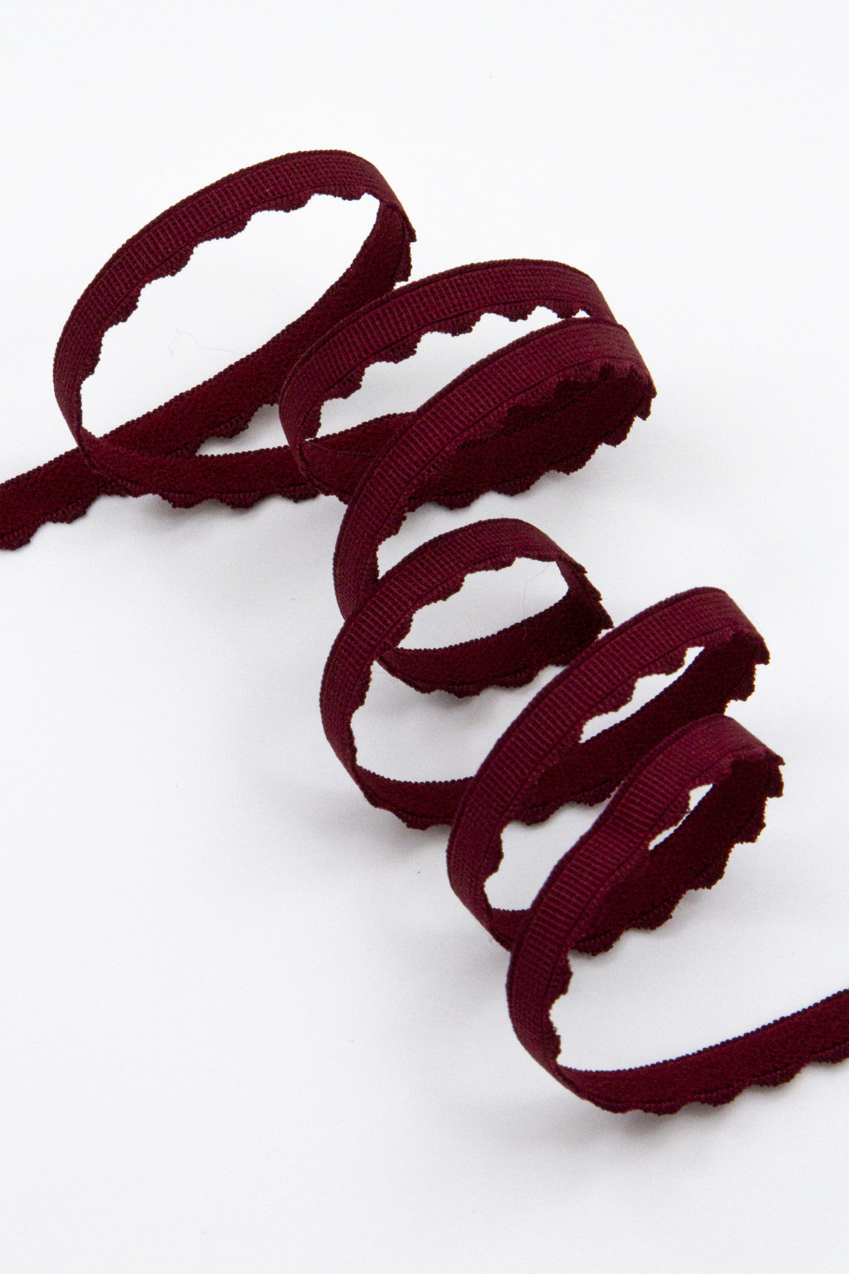 Резинка бельевая бордовая ажурная 8 мм с учётом фестона