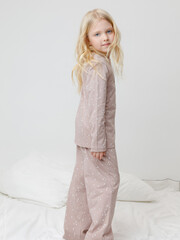 пижама  для девочки  К 1639/кофейный,цветочные снежинки