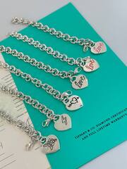 braslet-cep-iz-nerodirovannogo-serebra-925-proby-love-s-podveskoj-serdce