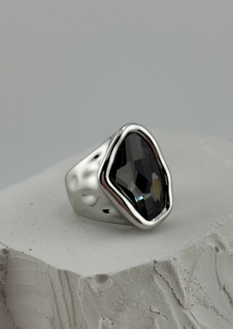 Кольцо печатка эффект мятого металла в стилистике UNOde50