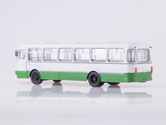 LIAZ-677M Urban white-green Soviet Bus (SOVA) 1:43