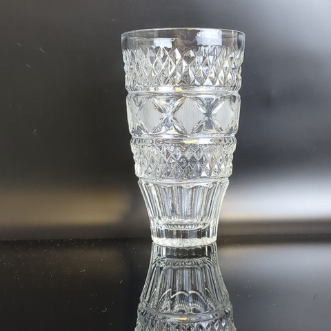 Ваза для цветов хрустальная с алмазной гранью, геометрическим орнаментом, матовые элементы, 19 см, винтаж СССР 1970-1990 гг