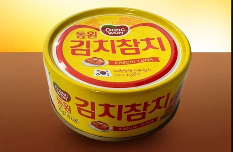 Тунец кусочки тунца с капустой КимЧи, 100 г (желтая банка) Корея DongWon