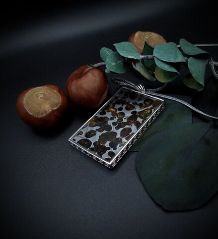 Кулон из метеорита Серичо 