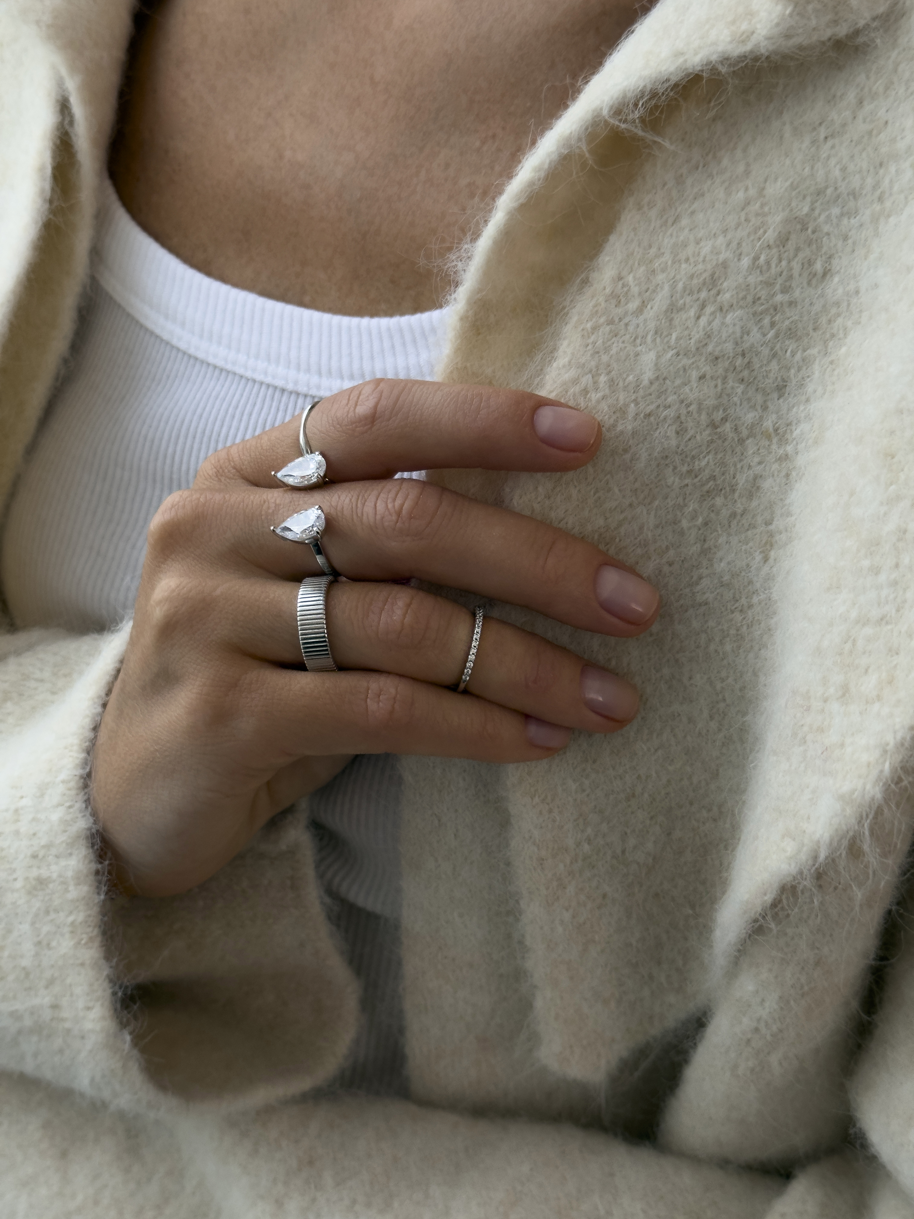 Кольцо Две капли