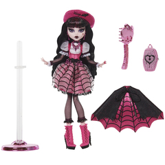 Дракулаура в Стиле Высокой Моды