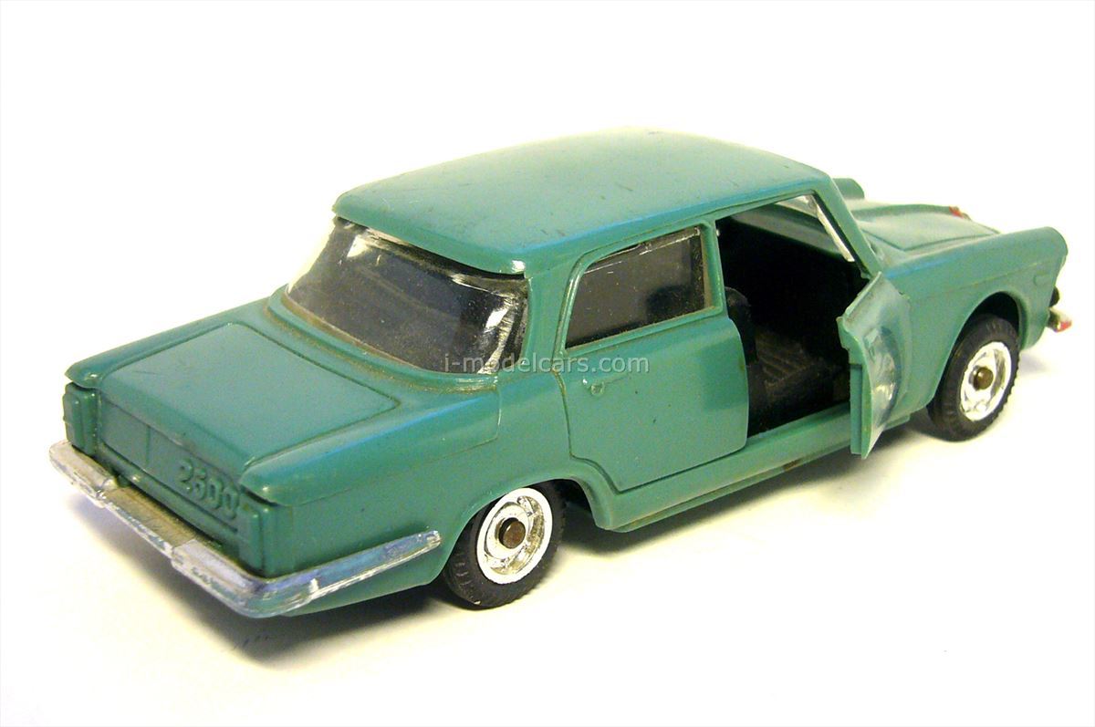 Alfa Romeo 2600 Berlina #A-4 USSR remake 1:43