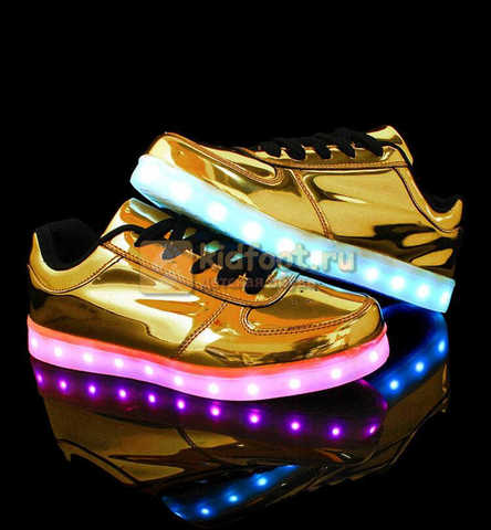 Светящиеся кроссовки с USB зарядкой Fashion (Фэшн) на шнурках, цвет золотой, светится вся подошва. Изображение 7 из 8.