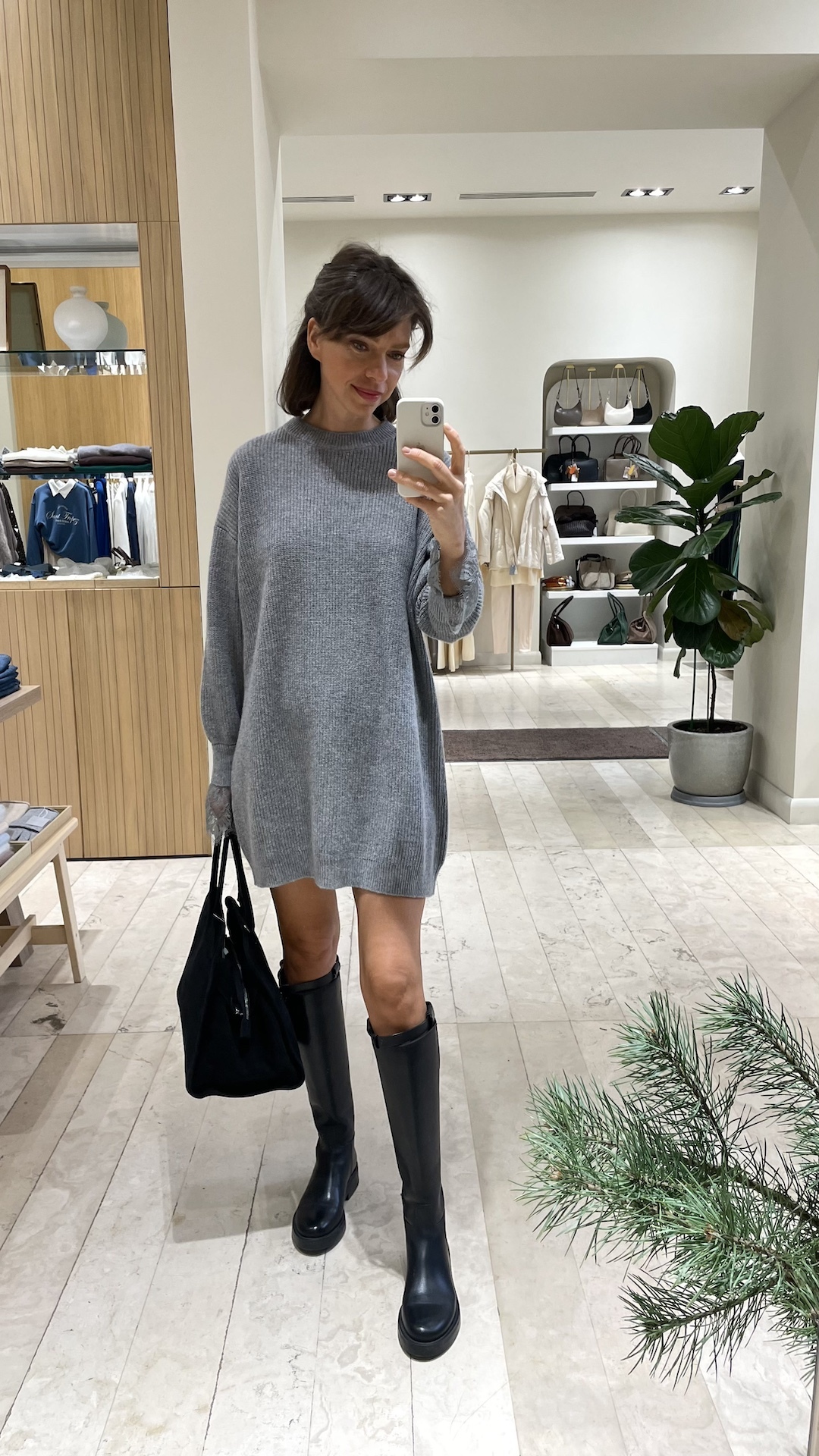 Платье в стиле свитера с кружевом на манжетах в тон платью PREMIUM QUALITY