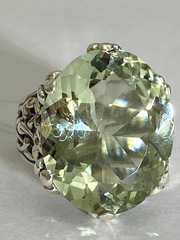 Ребекка-празиолит (кольцо из серебра)