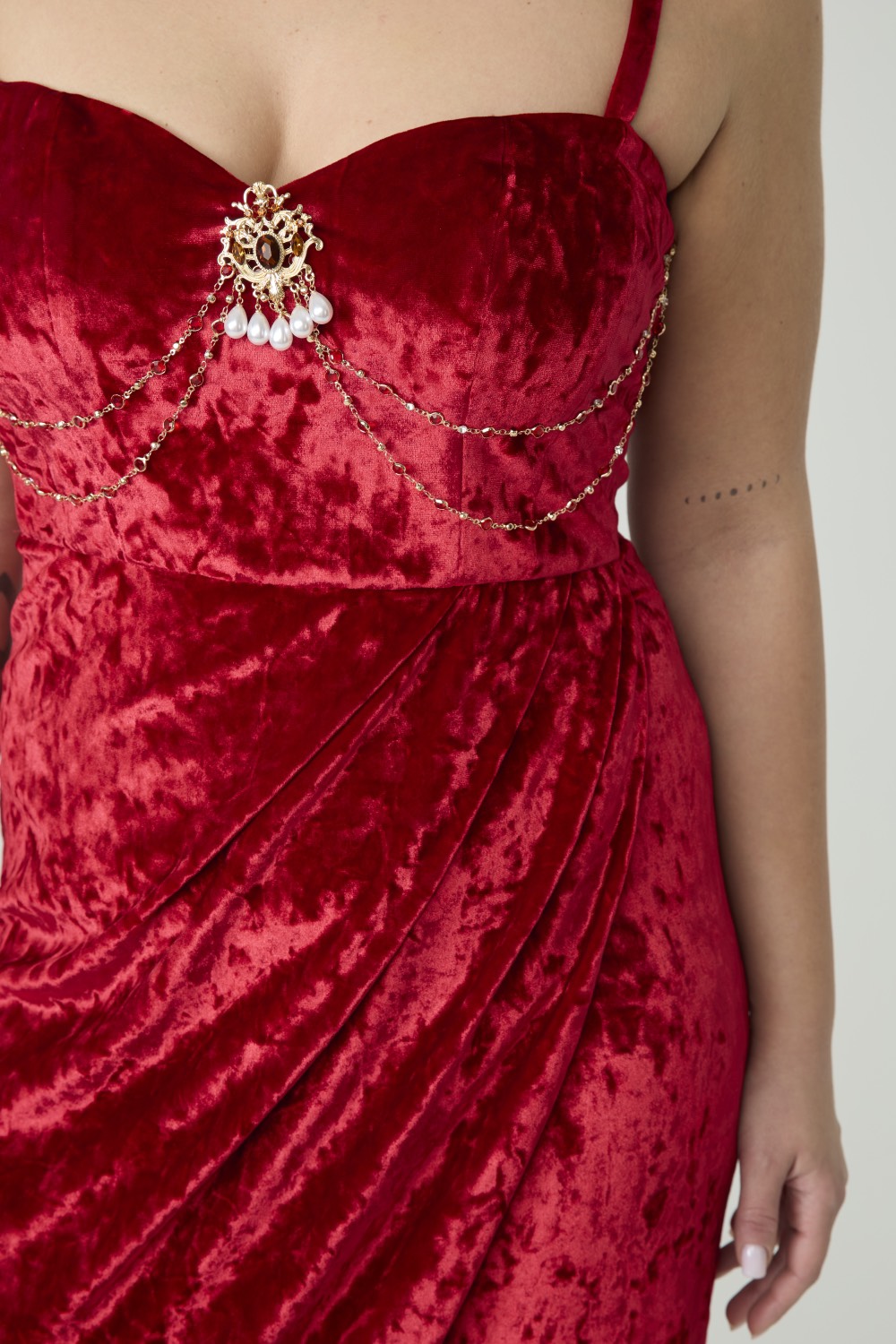 Платье из бархата макси с разрезом, красный