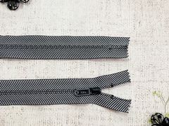 Молния спираль потайная, Т5, L 19,5 см.