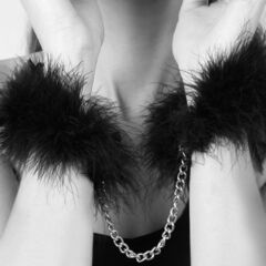 Перьевые наручники Za Za Zu Feather Handcuffs Bijoux - 