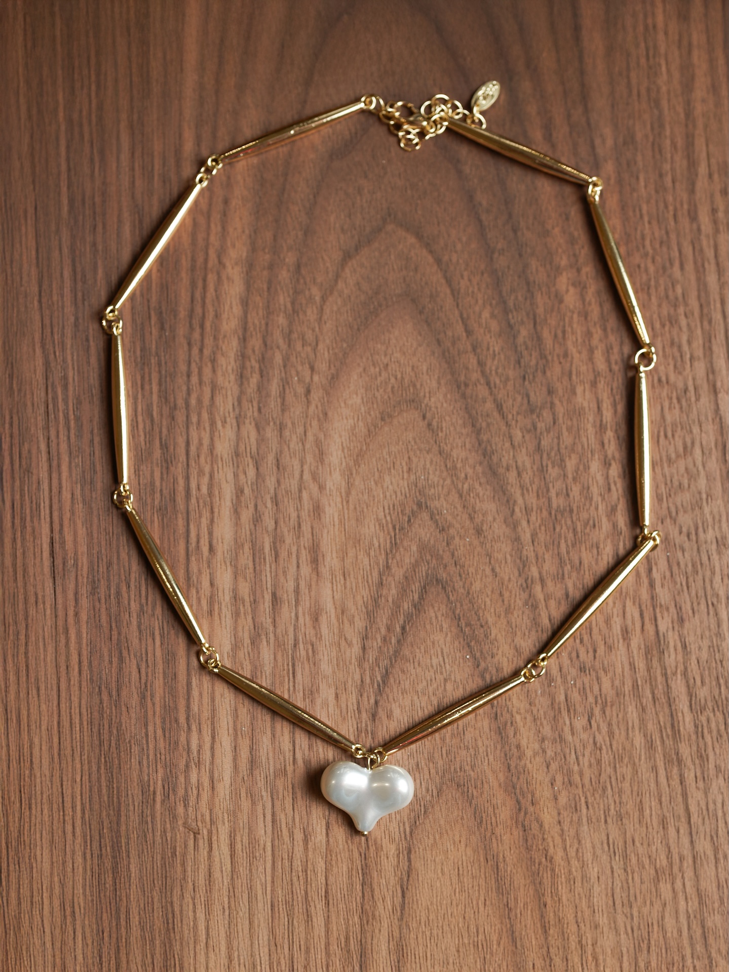 Колье с мини подвеской в виде сердца