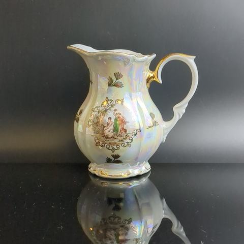 Сливочник, молочник фарфоровый из сервиза "Мадонна", Kahla GDR, люстр, изображение, золочение, винтаж времён 1970-1990 гг