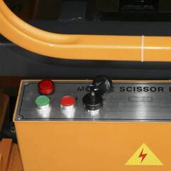 Ножничный подъемник передвижной SJY 500 кг 9 м (сеть 220 В)