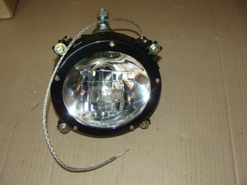 Фара спец.а/м пылевлагозащищ. дальн.свет ФГ 126 24В