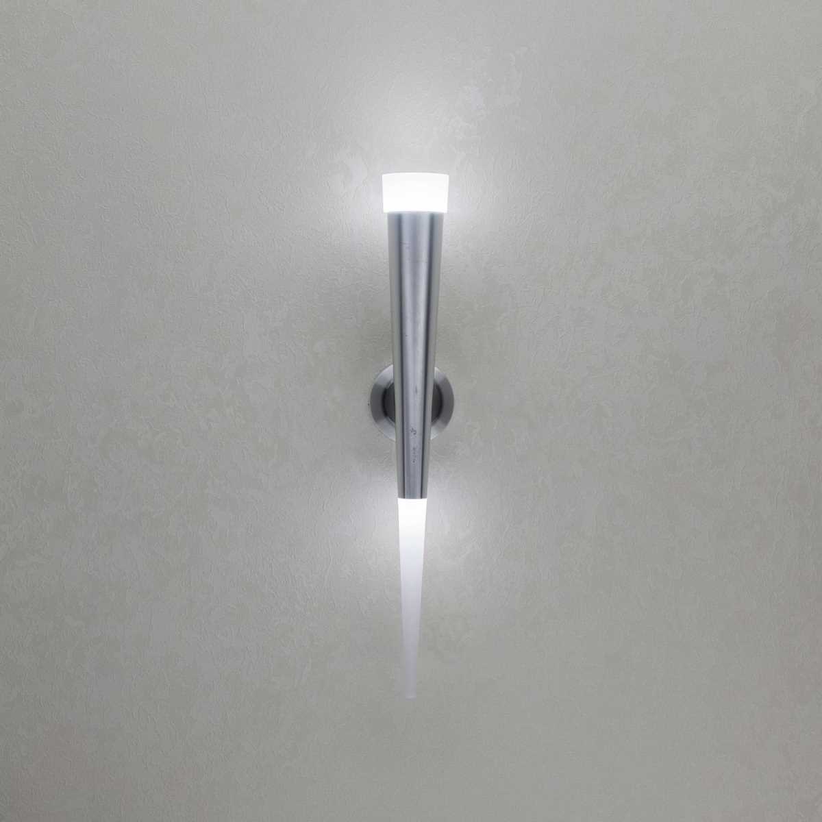 Настенный светильник Citilux Вегас CL227310