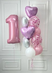 Фонтан из розовых воздушных шариков на годик для девочки