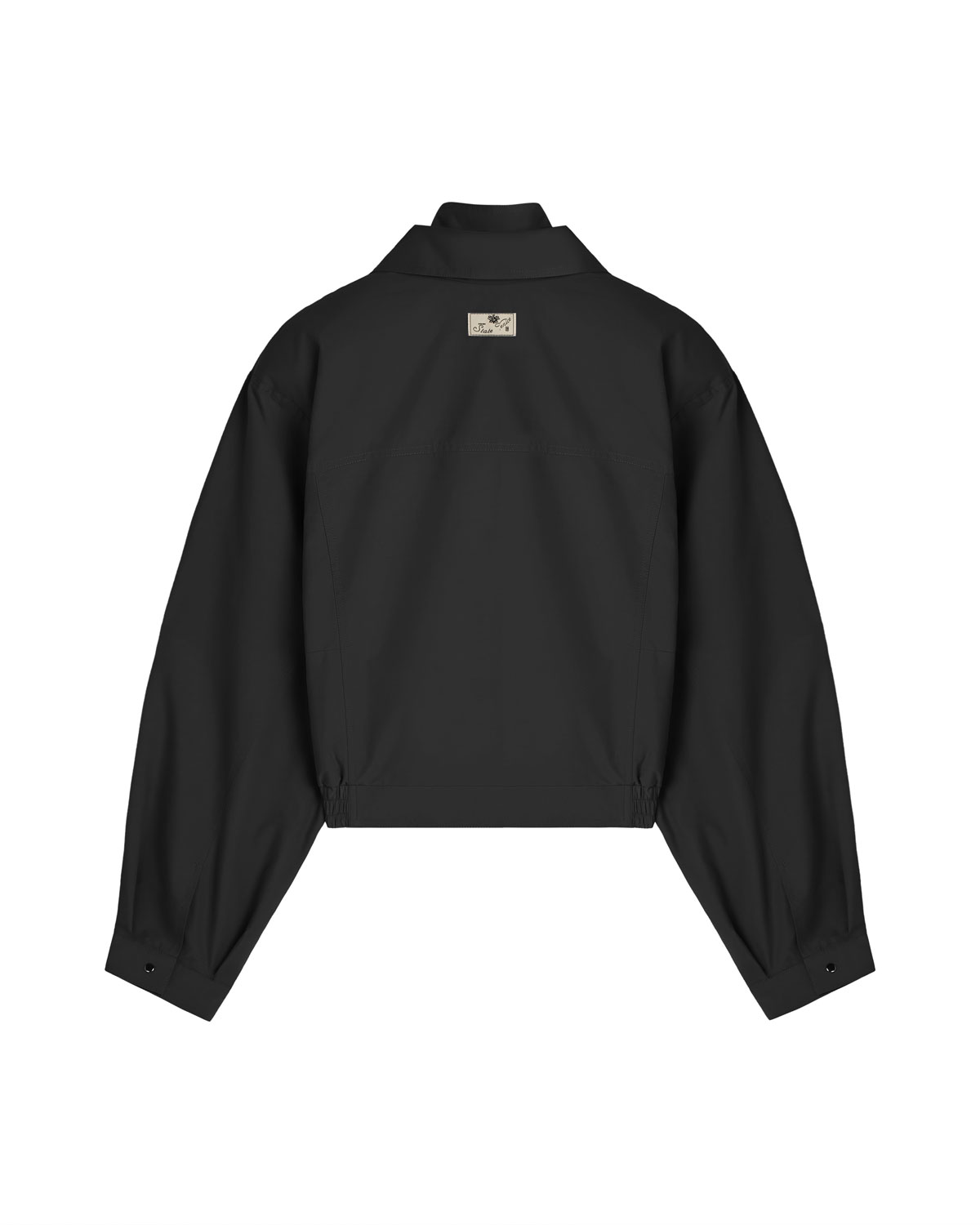 Куртка с объемными плечами