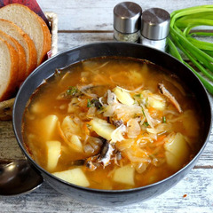 Щи куриные из квашеной капустой / 1 л