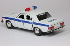 GAZ-3102 Volga Traffic Police Agat Mossar Tantal 1:43