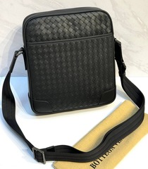 Сумка мужская кожаная Bottega Veneta через плечо