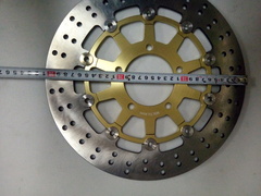 Диск тормозной передний  на KAWASAKI  ZX 6R  NINJA / ABS 636, Z 800 / ABS, VERSYS 1000,  Z 1000 / ABS, ZX 10R / abs  1000, ZX 14R / ABS 1000, GTR  1400, ZZR-ABS 1400 золотой