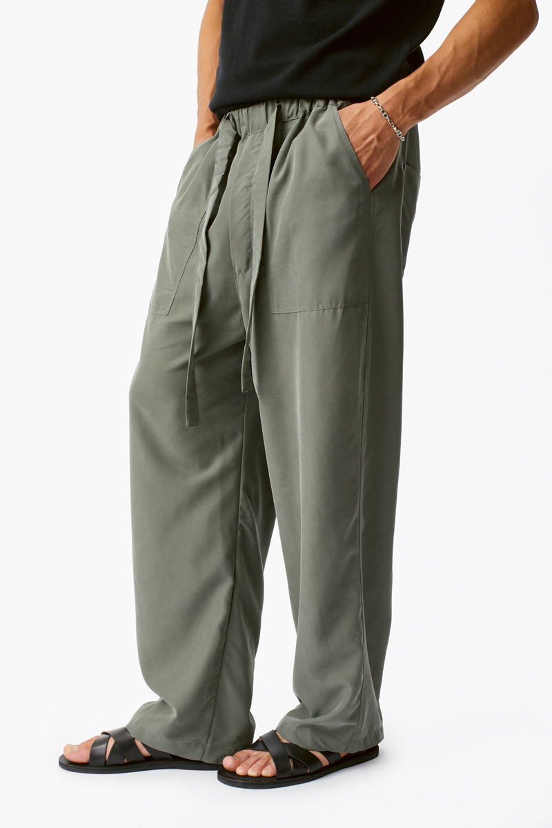 Брюки Costes с поясом в цвете хаки