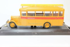 ZIS-8 Emergency Service metal 1:43 Miniclassic