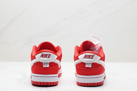 Nike Dunk Low 'Valentines Day 2024' 