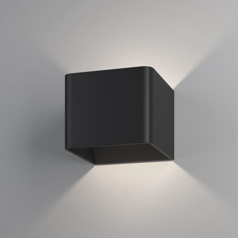 Настенный светодиодный светильник Elektrostandard Corudo MRL LED 1060 черный
