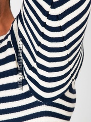 Купить тельняшку Водолаз - Магазин тельняшек.ру 8-800-700-93-18ВОДОЛАЗ Зимняя тельняшка двойной вязки полушерсть (темно-синяя полоса) ГОСТ МИНОБОРОНЫ в Магазине тельняшек