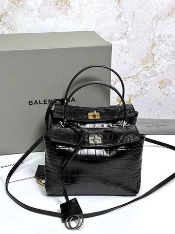 BALENCIAGA RODEO HANDBAG с крокодиловым тиснением, черная