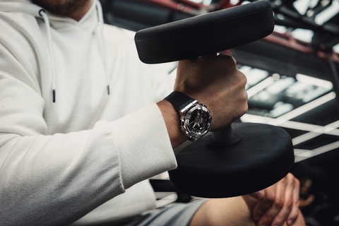 Часы Casio GM-110-1AER