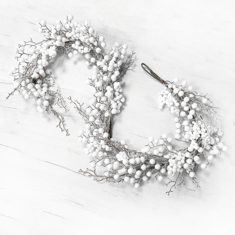 Гирлянда из белых ягод 270см ChristmasDeLuxe заснеженная