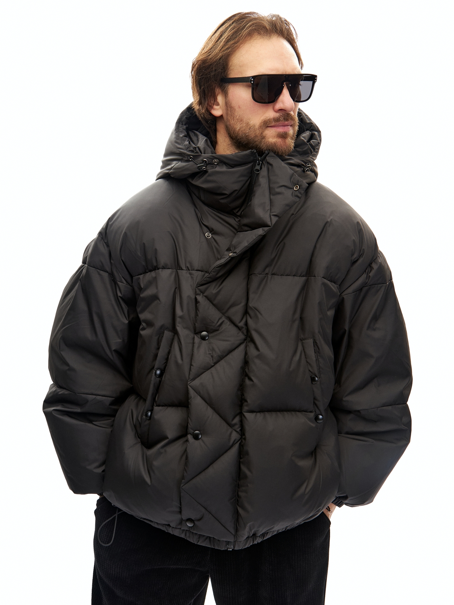 Объемный черный пуховик Mosco B1